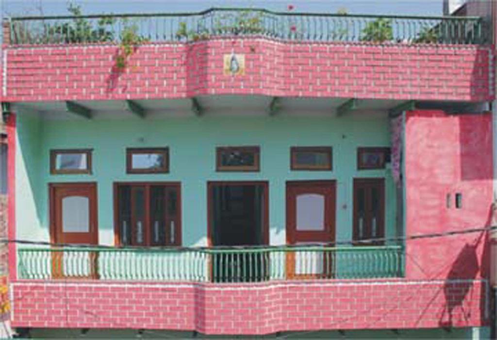 Ganges View Guest House - Varanasi — Photos 1
